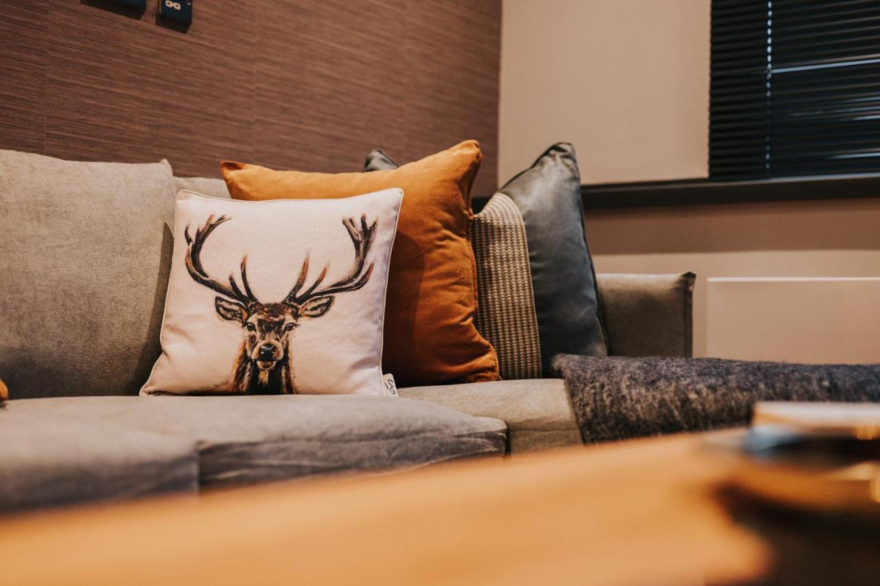 Circa17- Entire Apt, Free Parking, Gym, City Central & Free Netflix 布拉克内尔 外观 照片