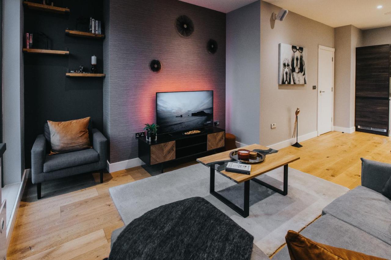 Circa17- Entire Apt, Free Parking, Gym, City Central & Free Netflix 布拉克内尔 外观 照片